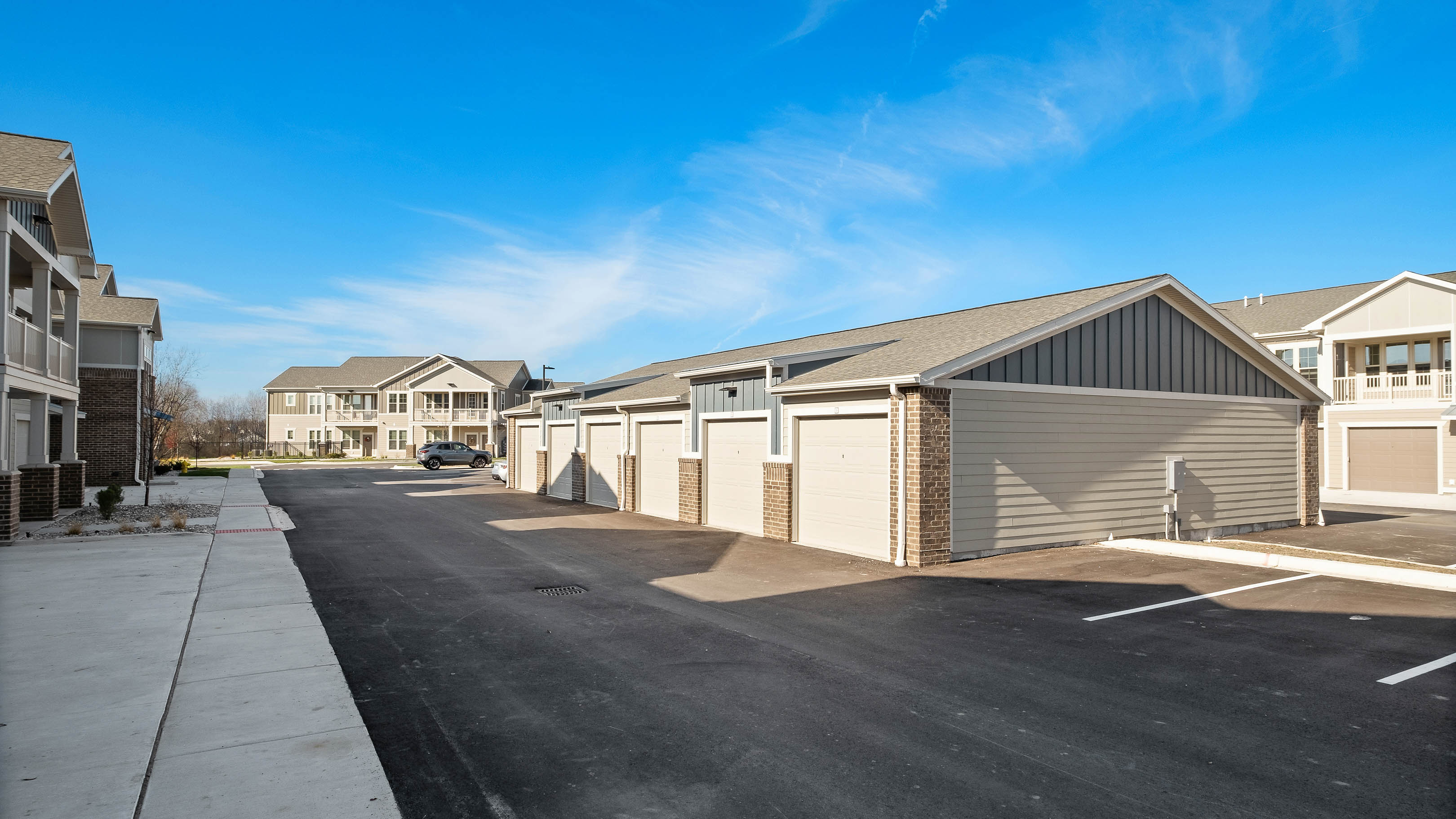 Photos of Springs at the Reserve Apartments in Wyoming, MI